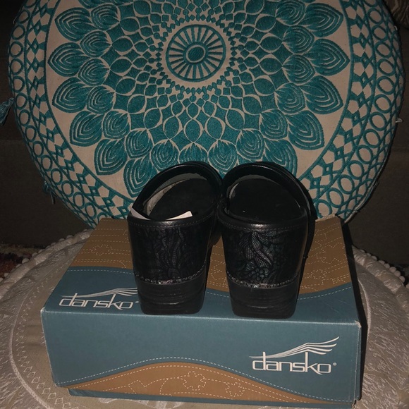 Dansko Clog - Picture 4 of 5